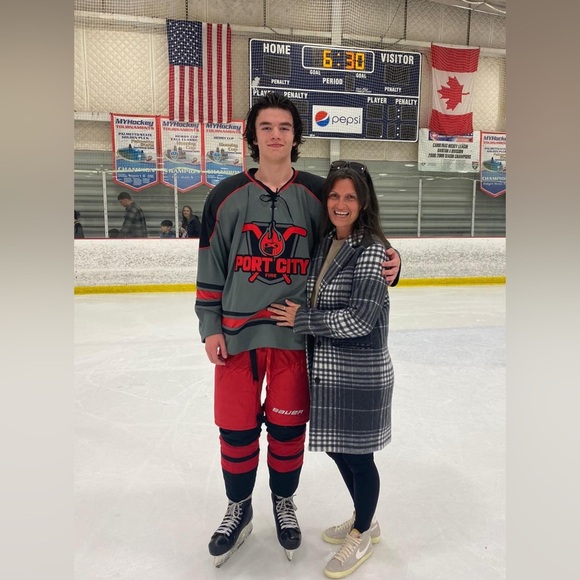 Meet your Posher, Rebecca - Picture 8 of 16